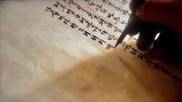 Writing in calligraphic han'gul.