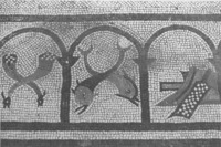 Figure 4.c Pompeii, I, vii, 1, Domus Proculi, atrium mosaic, detail of impluvium border.