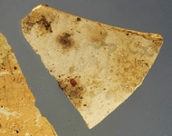 Fig 41: Ostraka 33 inscribed on convex side only, parallel with the throwing marks. Sherd had traces of four distinct lines of faded writing. Script is semicursive. It seems to be a receipt.