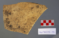 Fig 48: Ostraka 40 inscribed on convex side only, parallel with the throwing marks. Surface of sherd is smooth but is badly faded and soiled. Text is uncertain.