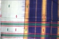 Polavaram, in the vicinity of Machilipatnam, produces saris known for their embroidery with cotton thread.