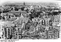Destroyed City Center, Dresden (“Zerstörtes Stadtzentrum”); German Federal Archive (Wikimedia Commons).