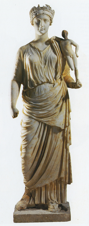 Statue of Antonia Minor as Venus Genetrix. Castello di Baia, Claudian triclinium-nymphaeum (Archaeological Museum of the Phlegrean Fields inv. 222738).